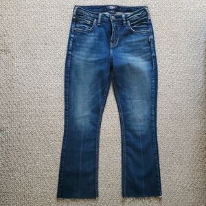 Silver Jeans Izzy Ankle Kicker Crop Jeans